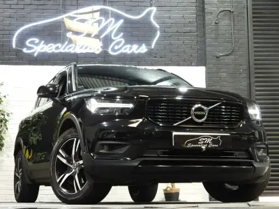 Used Volvo XC40 R-Design 190 HP (139 kW) 2018 Black SUV