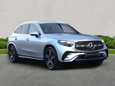 Begagnad Mercedes GLC300e AMG Line Premium 2024 Silver Kombi