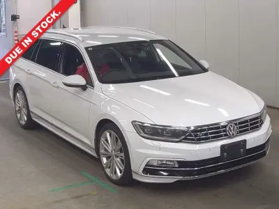 Used VW Passat R-line 220 HP (161 kW) 2017 White Estate