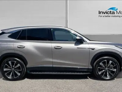 Used MG HS Trophy 299 HP (219 kW) 2025 Silver SUV
