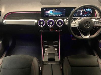 Mercedes GLB200