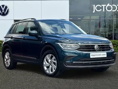 Used VW Tiguan Life 150 HP (110 kW) 2023 Blue SUV