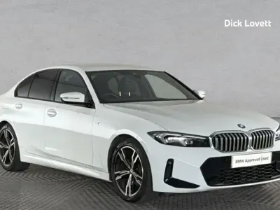Begagnad BMW 320 M Sport 181 HK (133 kW) 2023 Vit Sedan