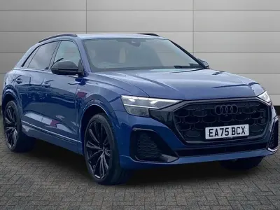 Used Audi Q8 Black Edition 286 HP (210 kW) 2025 Blue SUV