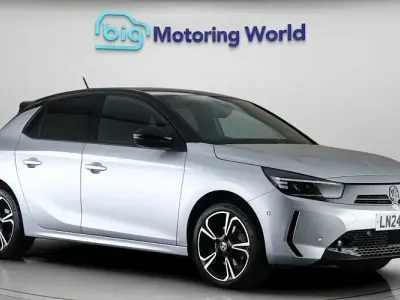 Begagnad Vauxhall Corsa S 131 HK (96 kW) 2024 Grå Halvkombi