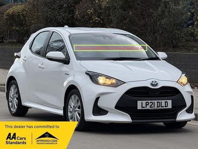 White Used 2021 Toyota Yaris Hybrid Hatchback | £12,950 (Good price)