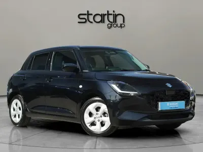 Używany Suzuki Swift 82 KM (60 kW) 2025 Czarny Hatchback