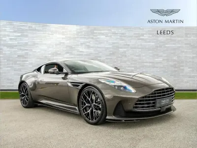 Usado Aston Martin DB12 670 CV (492 kW) 2024 Gris Coupe
