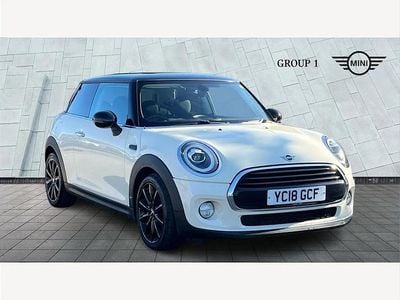 Usado Mini Cooper Hatch 136 CV (100 kW) 2018 Blanco Utilitario