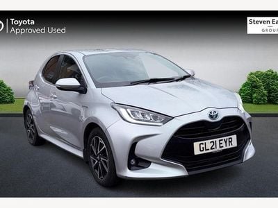 Used 2025 Toyota Yaris Hybrid Design Hatchback | £17,995 (Super price)