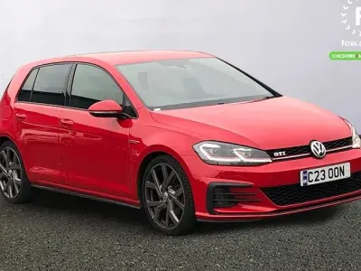 Begagnad VW Golf VII GTI 230 HK (169 kW) 2017 Röd Halvkombi