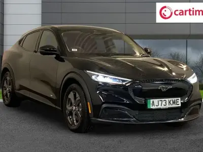 Begagnad Ford Mustang Standard Range 269 HK (197 kW) 2023 Svart Halvkombi