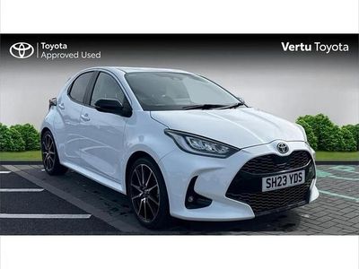 Used Toyota Yaris Hybrid Sport 116 HP (85 kW) 2023 White Hatchback