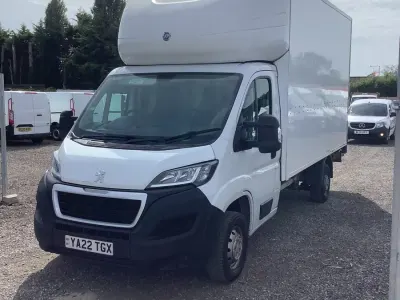 Used Peugeot Boxer 140 HP (102 kW) 2022 White Van