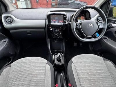 Used Citroën C1 Flair 68 HP (50 kW) 2017 Black Hatchback