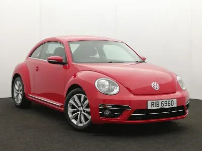 Used VW Beetle Design 105 HP (77 kW) 2018 Red Hatchback