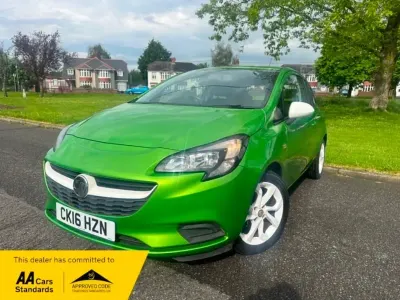 Gebraucht Vauxhall Corsa 70 PS (51 kW) 2016 Grün Kleinwagen