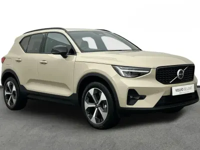 Used Volvo XC40 Plus 161 HP (118 kW) 2025 Silver SUV