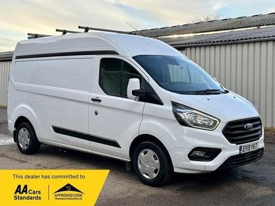 White Used 2019 Ford Transit Custom Trend Van | £11,495 (Fair price)