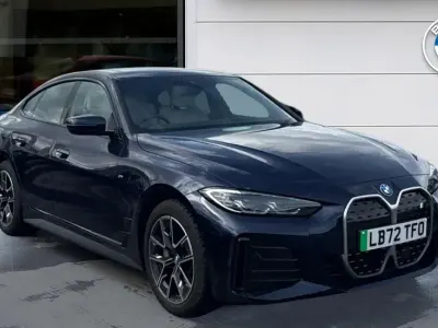 Used BMW i4 M Sport 246 kW (335 HP) 2022 Blue Sedan