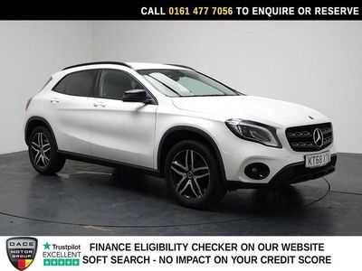 Used Mercedes GLA180 Urban 122 HP (89 kW) 2019 White SUV