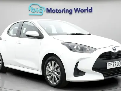 Used Toyota Yaris 116 HP (85 kW) 2022 White Hatchback