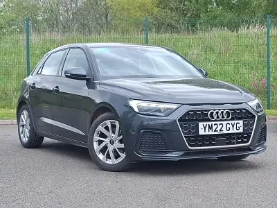 Usado Audi A1 Sport 110 HP (80 kW) 2022 Cinzento SUV