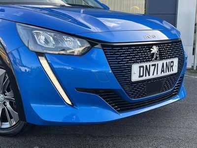 Used Peugeot e-208 Allure Premium 100 kW (136 HP) 2021 Blue Hatchback