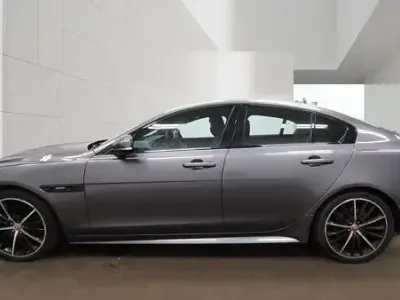 Used Jaguar XE R-Sport 240 HP (176 kW) 2015 Grey Sedan
