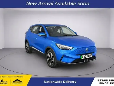 Używany MG ZS SE 114 kW (156 KM) 2023 Niebieski SUV