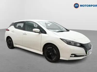 Używany Nissan Leaf N-Connecta 110 kW (150 KM) 2023 Biały Hatchback