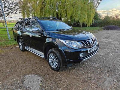 Black Used 2017 Mitsubishi L200 Pickup | £11,399 (Fair price)