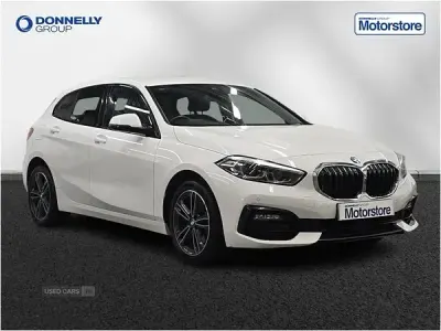 Used BMW 116 Sport Line 114 HP (83 kW) 2023 White Hatchback