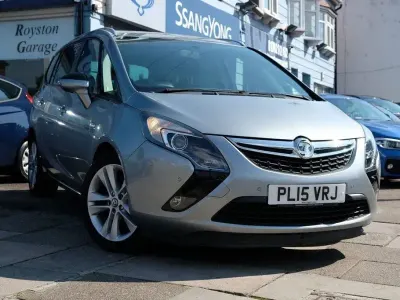 Used Vauxhall Zafira Tourer SRi 138 HP (101 kW) 2015 Silver MPV