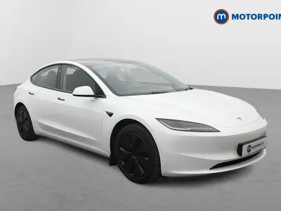 Używany Tesla Model 3 RWD 208 kW (283 KM) 2024 Biały Sedan/Limuzyna
