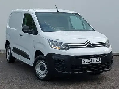 Gebraucht Citroën Berlingo 100 PS (73 kW) 2024 Weiß Van / Kleinbus