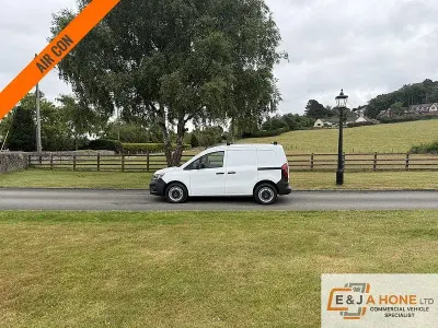 Used Renault Kangoo 95 HP (69 kW) 2023 White MPV