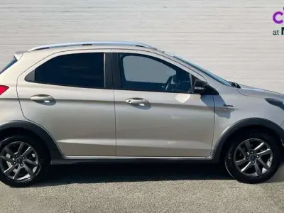 Begagnad Ford Ka Plus Active 85 HK (62 kW) 2018 Silver Halvkombi