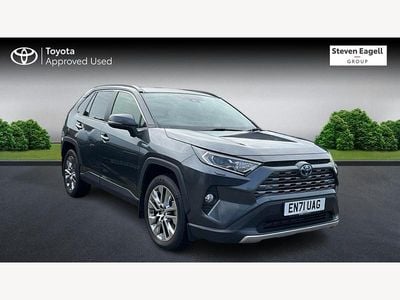 Usado Toyota RAV4 218 HP (160 kW) 2021 Cinzento SUV