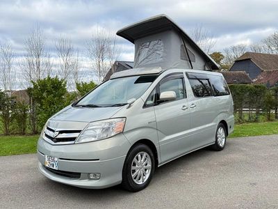 Used Toyota Alphard 2007 Silver MPV
