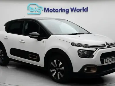 Used Citroën C3 PureTech 83 HP (61 kW) 2023 White Hatchback