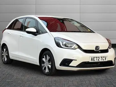 Used Honda Jazz Hybrid 109 HP (80 kW) 2022 White Hatchback