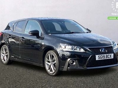 Lexus CT200h