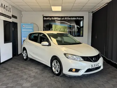 Used Nissan Pulsar Acenta 110 HP (80 kW) 2015 White Hatchback