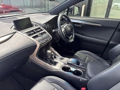 Lexus NX300h