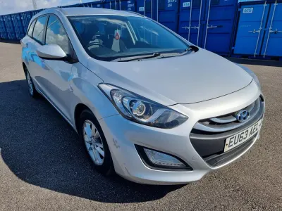 Begagnad Hyundai i30 Active 2013 Silver Kombi