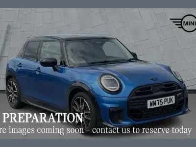 Used Mini Cooper Sport 147 kW (200 HP) 2025 Blue Hatchback