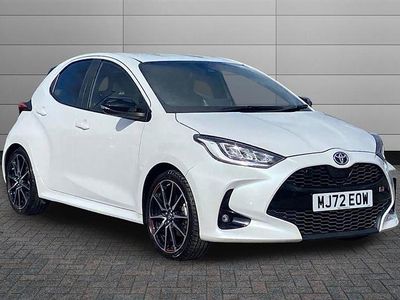 Used Toyota Yaris Hybrid Sport 116 HP (85 kW) 2023 White Hatchback