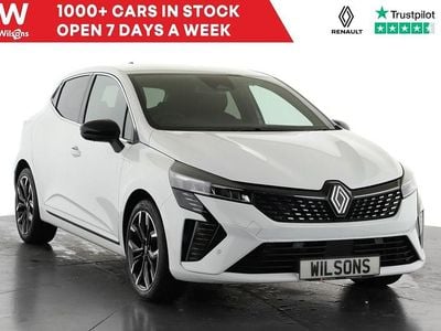 Used Renault Clio V Techno 143 HP (105 kW) 2025 Solid  glacier white  Hatchback