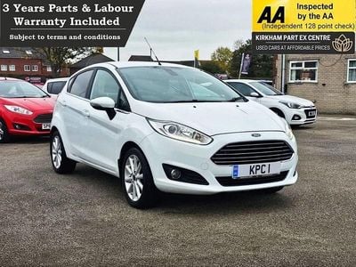 Used Ford Fiesta Titanium 100 HP (73 kW) 2017 White Hatchback